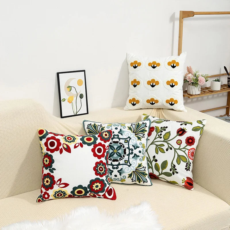 Broderte Putetrekk i Lin - flere varianter